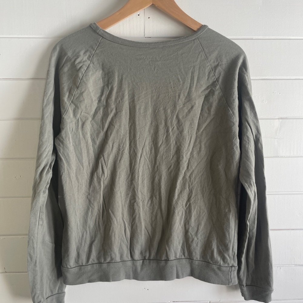 Burton Snowboarding Women’s Bundle of 2 Graphic Long Sleeve Tee Shirts - Picture 9 of 12
